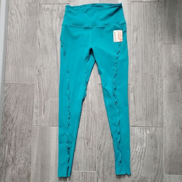 Free People Movement Hearts Aflutter High Waist Athletic Legging Size XS - Picture 4 of 6